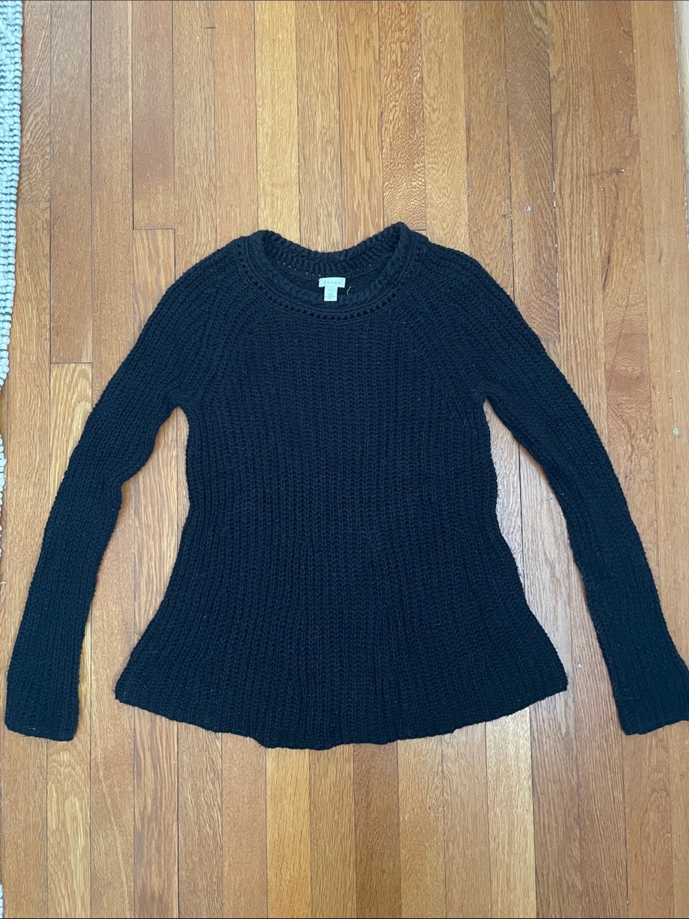 Hinge black sweater
